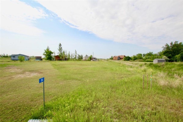 84 Echo Bay, St Laurent, MB R0C0S0 Photo 2