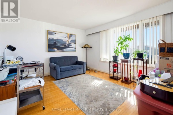 Dining room - 84 Gilley Road, Toronto, ON M3K1L7 Photo 2