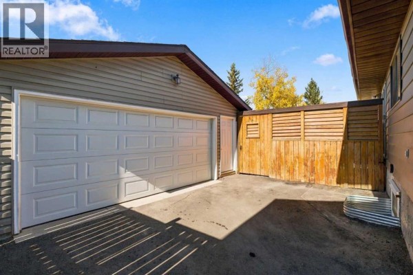 4pc Bathroom - 84 Glendale Way, Cochrane, AB T4C1H9 Photo 4