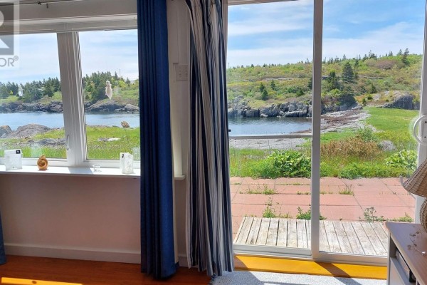 Eat in kitchen - 84 Highway 206, Sampsons Cove, NS B0E2L0 Photo 4