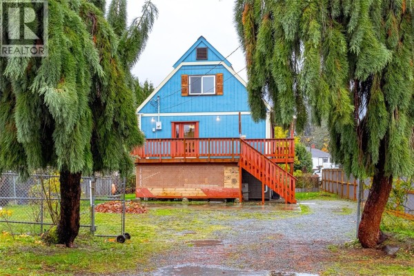 84 Lakeview Ave, Lake Cowichan, BC, photo 3
