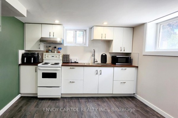 Den - 84 Macdonald Avenue, Toronto, ON M9N2E4 Photo 3