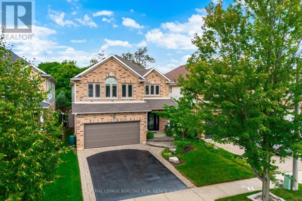 84 Meadowbank Drive, Hamilton, ON, photo 3