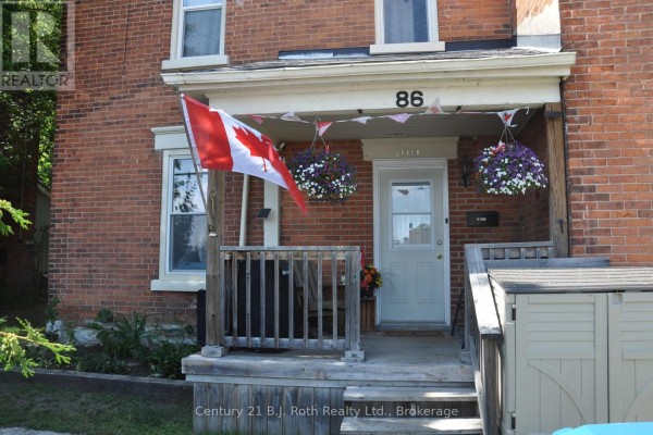 84 Mississaga Street W, Orillia, ON L3V3B1 Photo 3