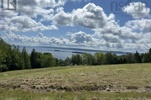 84 Mountain Road, Marble Mountain, NS, photo 2