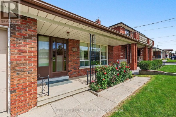 84 Raven Road, Toronto, ON, photo 2