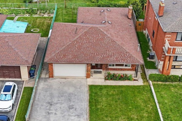 84 Raven Road, Toronto, ON, photo 3
