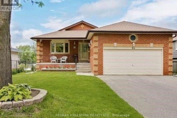 84 Riverglen Drive, Georgina