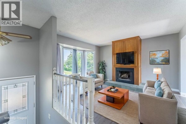 Kitchen - 84 Templehill Drive Ne, Calgary, AB T1Y4C3 Photo 4