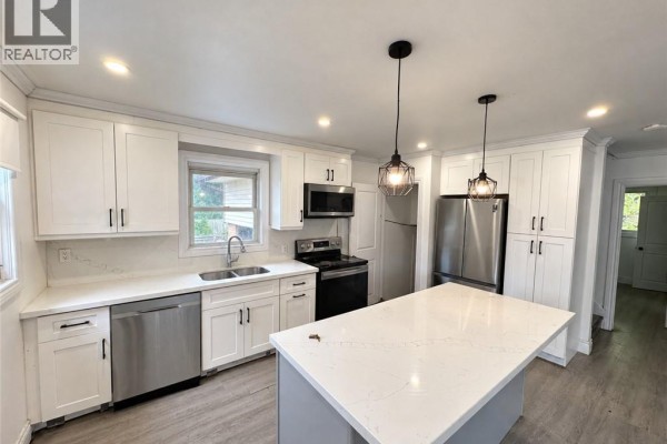 84 Weber Street S, Waterloo, ON, photo 2
