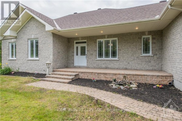 840 David Manchester Road, Ottawa, ON, photo 2