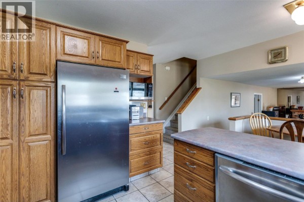 Bedroom - 840 Liban Court, Kelowna, BC V1Y8B5 Photo 5