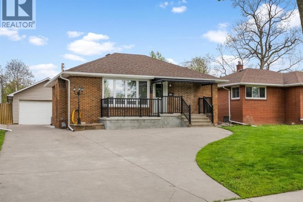 2pc Bathroom - 840 Rossini Boulevard, Windsor, ON N8Y2Z3 Photo 3