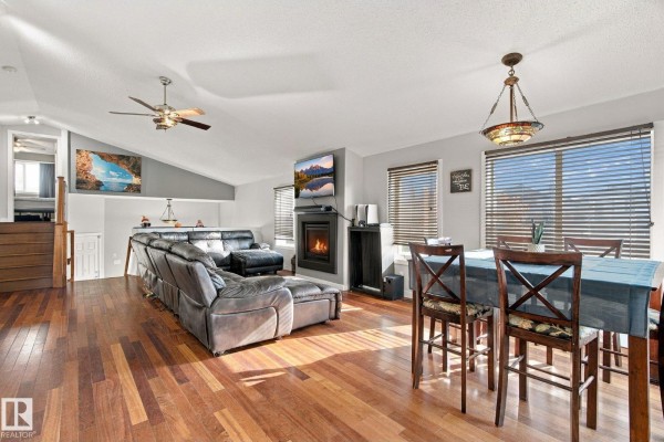 Family room - 8402 96 St, Morinville, AB T8R0A6 Photo 4