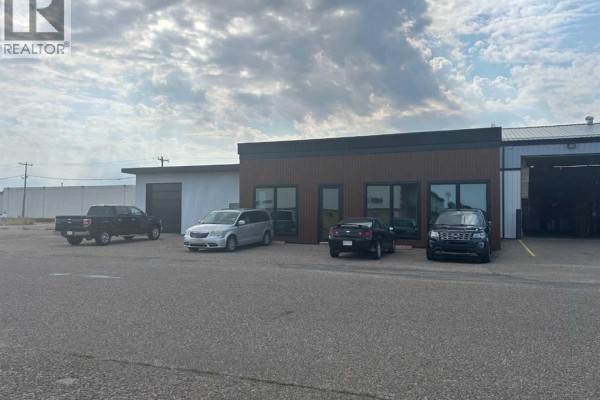 841 14 Street Sw, Medicine Hat