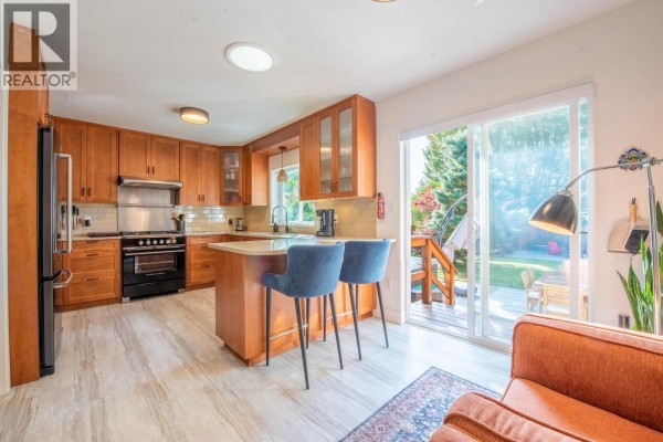 841 O'shea Road, Gibsons, BC V0N1V8 Photo 4