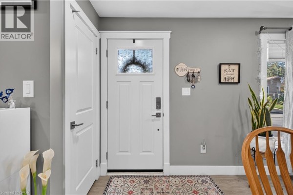 Bedroom - 841 Tenth Avenue, Hamilton, ON L8T3L7 Photo 3