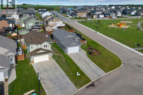 8412 18a Street, Dawson Creek, BC, photo 2