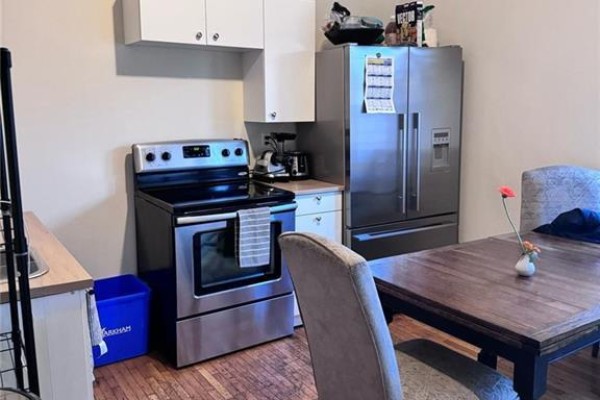 842 King Street W, Toronto, ON M5V1P1 Photo 4
