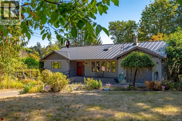 842 Woodland Dr, Parksville