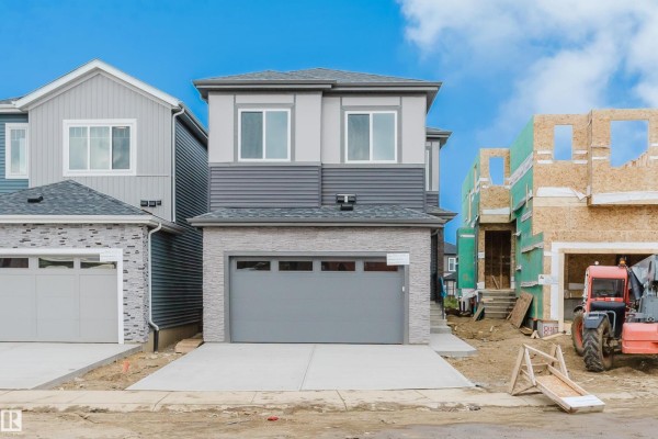 Kitchen - 8421 223a St Nw, Edmonton, AB T5T8A2 Photo 3