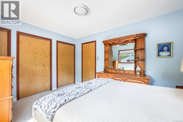 Bedroom - 843 Sayward Rd, Sayward, BC V0P1R0 Photo 4