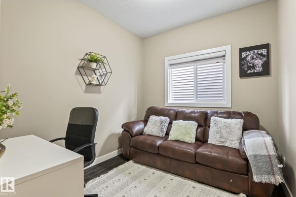 8431 216 St Nw Nw, Edmonton, AB T5T4W2 Photo 5