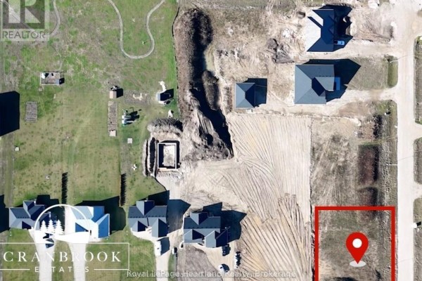 Top-down view of a vacant lot marked in red, surrounded by residential properties. - 84349 Kent Line, Huron East
