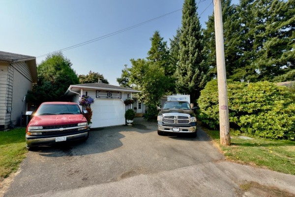 8435 109b Street, Delta, BC V4C4H4 Photo 4