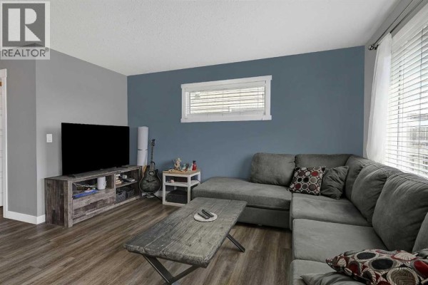 Bedroom - 8443 101 Avenue, Grande Prairie, AB T8X0R1 Photo 2