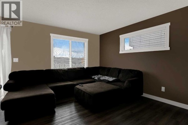 Bedroom - 8445 101 Avenue, Grande Prairie, AB T8X0R1 Photo 2