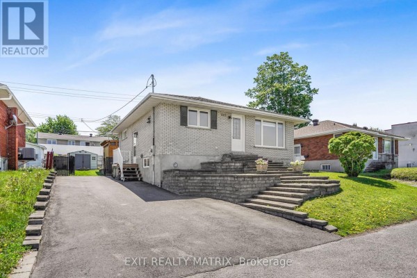 845 Cartier Boulevard, Hawkesbury, ON, photo 3