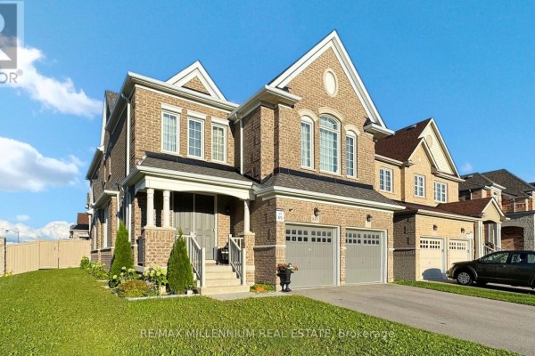 Living room - 845 Langford Boulevard, Bradford West Gwillimbury, ON L3Z4J2 Photo 2