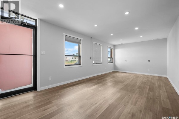 845 Mackay Street, Regina, SK S4N2S3 Photo 4