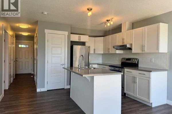 8453 101 Avenue, Grande Prairie, AB, photo 2