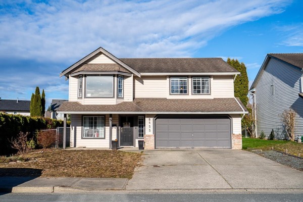 8455 Cade Barr Street, Mission, BC V2V7K4 Photo 2