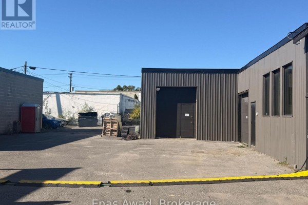 848 Clyde Avenue N, Ottawa, ON K1Z5A2 Photo 4