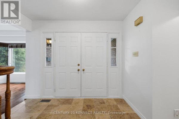 Bathroom - 848 Fairlawn Avenue, Ottawa, ON K2A4C2 Photo 4