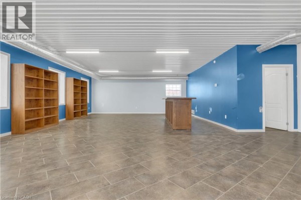 8485 Wellington Rd 86, Mapleton, ON N4W3G8 Photo 4