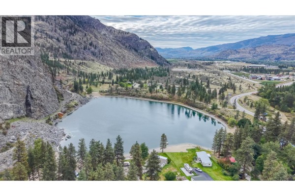 3pc Ensuite bath - 8487 Highway 97 Highway Unit# 67, Oliver, BC V0H1T2 Photo 3