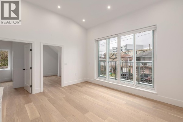 849 E 19th Avenue, Vancouver Townhouse For Sale $1,099,000