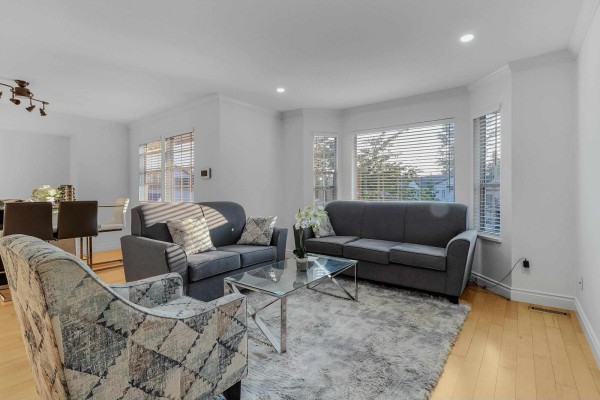 8496 Cox Drive, Mission, BC V2V6V3 Photo 3