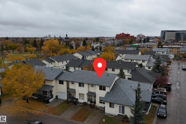 Primary Bedroom - #85 10909 106 St Nw, Edmonton, AB T5H4M7 Photo 4