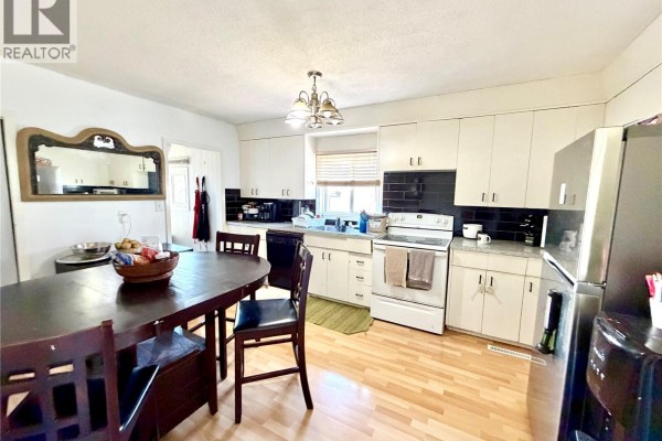 Bedroom - 85 13th Avenue Se, Swift Current, SK S9H3S1 Photo 5