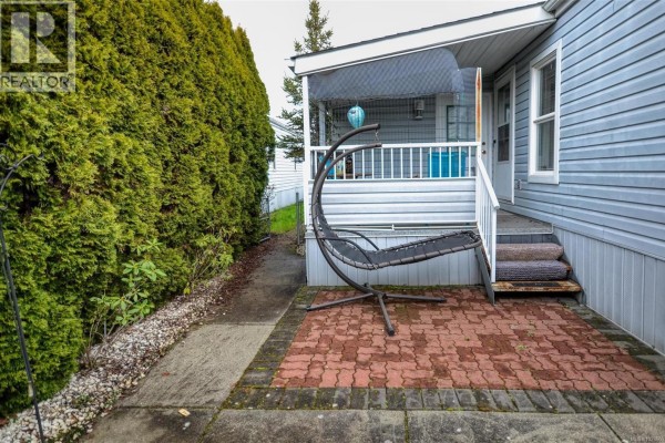 85 7583 Central Saanich Rd, Central Saanich, BC, photo 2