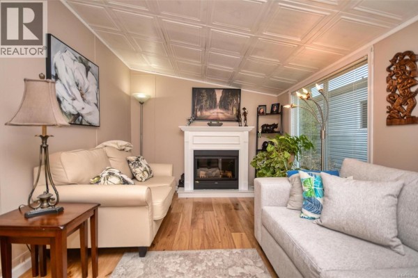 85 7583 Central Saanich Rd, Central Saanich, BC, photo 3