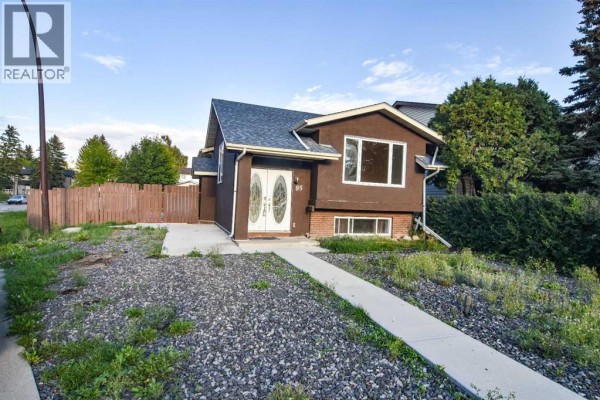Bedroom - 85 Abergale Close Ne, Calgary, AB T2A6J2 Photo 5