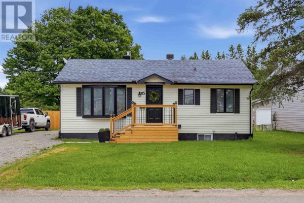 85 Anna St, Sault Ste  Marie, ON, photo 2
