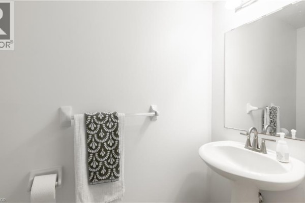 3pc Bathroom - 85 Bankside Drive Unit# E34, Kitchener, ON N2N3M4 Photo 4