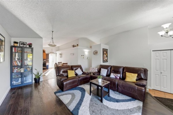 Dining room - 85 Ben Hewak Bay, Winnipeg, MB R2V4W6 Photo 5
